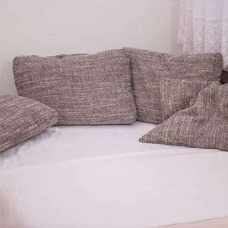 In Rogoznica With Terrace, Air Conditioning, Wi-fi, Washing Machine *