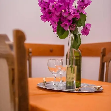 דירה In Rogoznica With Terrace, Air Conditioning, Wi-fi, Washing Machine